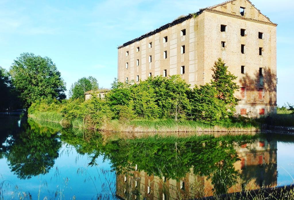 La Casa Del Corro Villa Villanueva de San Mancio Luaran gambar